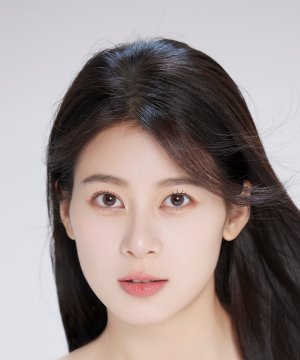 Zhaoyi Zhao