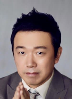 Binlong Pan