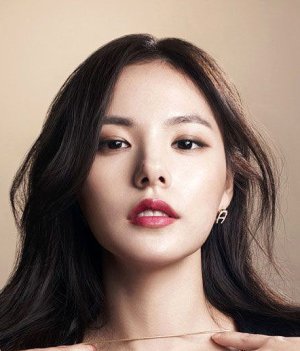 Min Hyo-rin