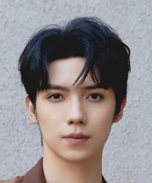 Yizhou Luo